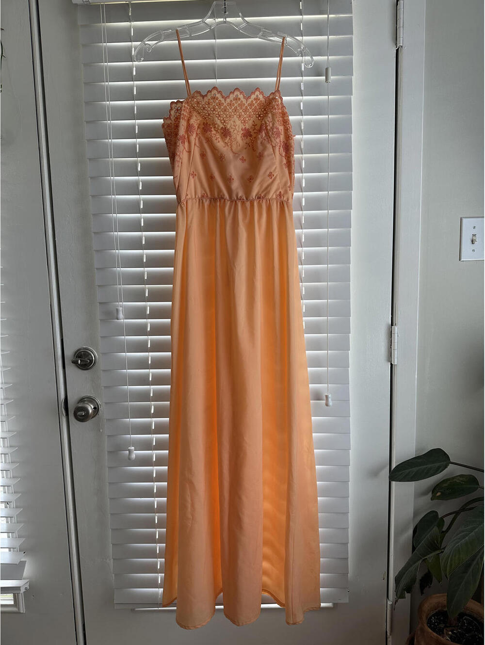 70s Vintage Peach Taffeta Maxi Dress Lace Bodice Spaghetti Strap Cottagecore